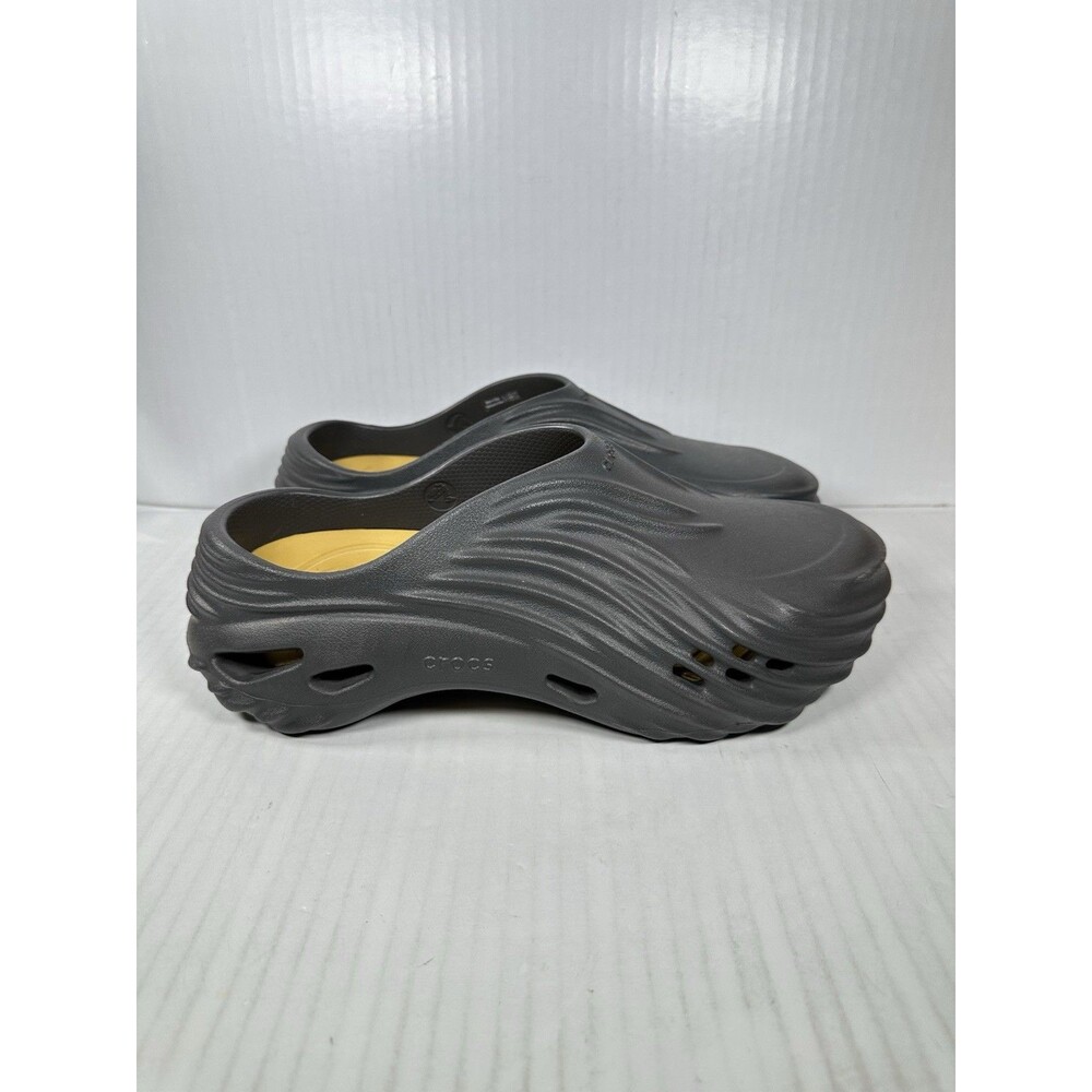Size 9 Crocs Echo Wave Black Sand 210521-0LD Men Sandals Slippers Comfort NEW